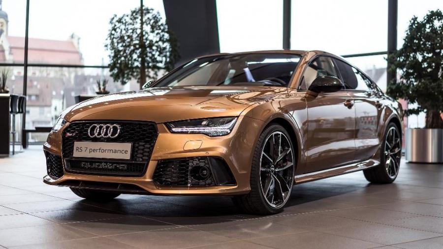  Audi RS7 Sportback by Audi Exclusive 2016 года  (фото 1 из 16)